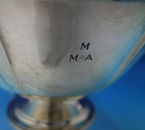Купа от сребро Arthur Камък върху крака на 4 1/4 x 8 1/4 17,5 грама. c1930 ( 5916)